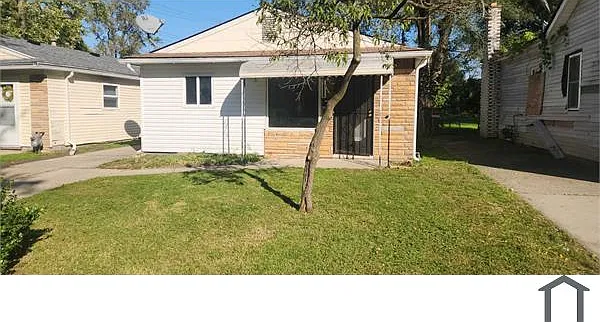 3 bed, 945 sqft, $1,200 — Photo 1