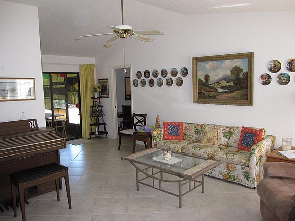 3rd image of 6169 Roberta Dr