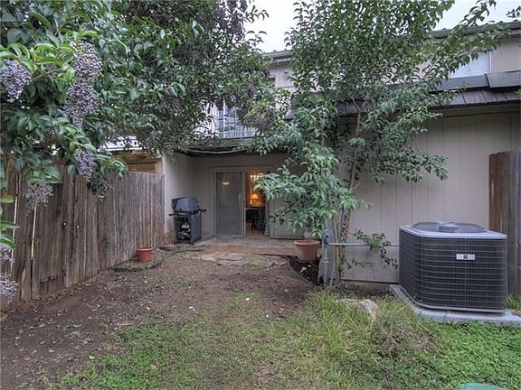 702-C Castle Ridge Rd, Austin TX 78746 in EANES ISD. Recent AC unit!