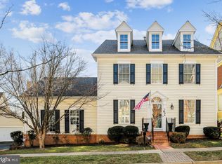 1104 Havencrest St, Rockville, MD 20850