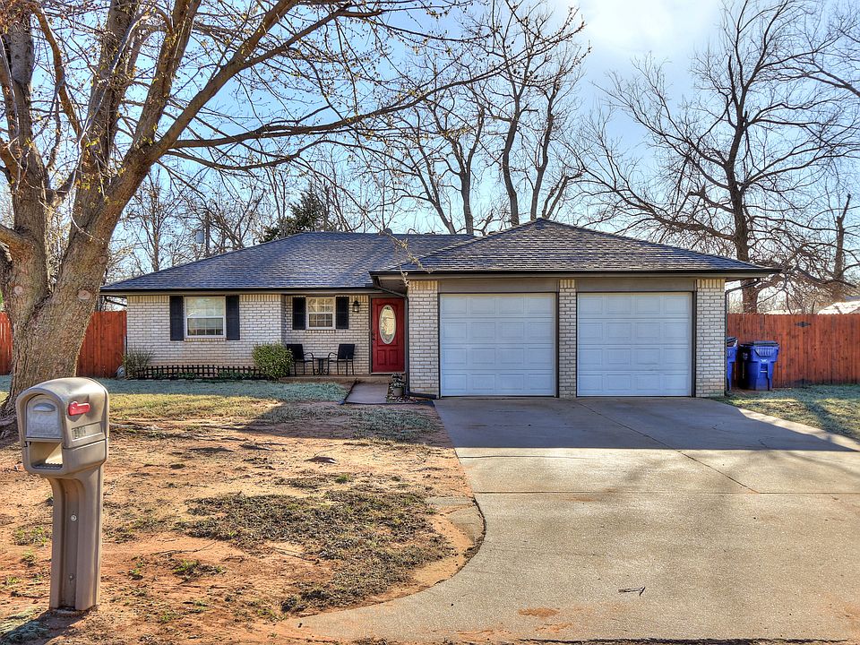 1st image of 422 E Meadow Court Ln