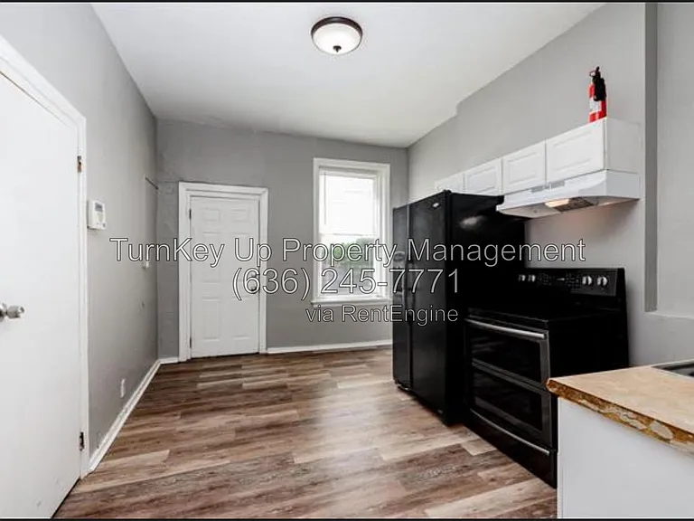 4005 S Grand Blvd — Photo 4