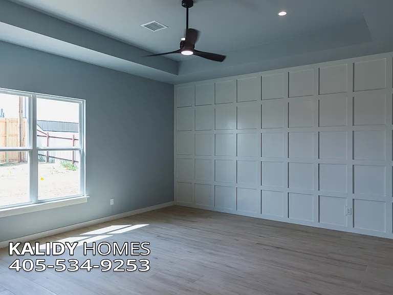 905 S Howard Ave — Photo 9