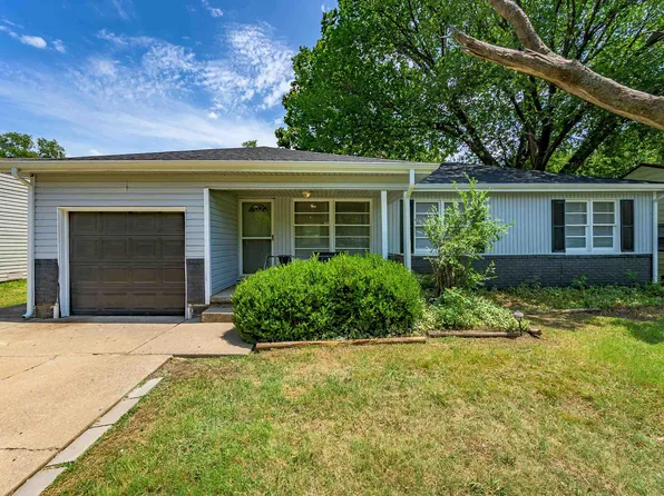 2726 N Spruce St, Wichita, KS 67219