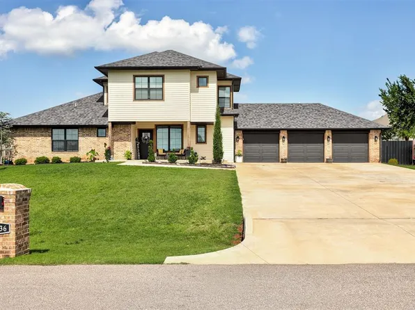 2836 Redwood Ct, Newcastle, OK 73065