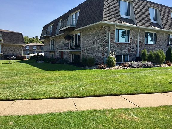 5th image of 3620 Lakeshore Dr APT F5