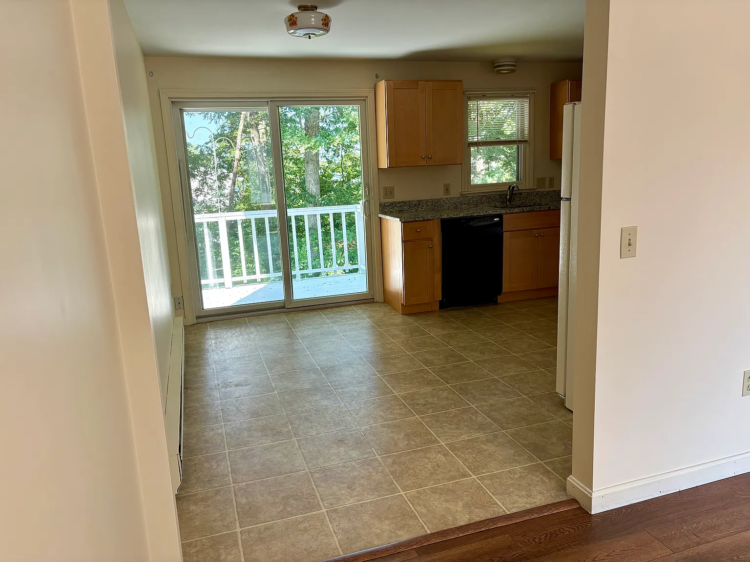 2 bed, 1.5 bath, 1000 sqft, $2,395 — Photo 4