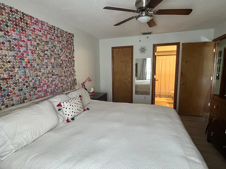 9025 Manchester Ln #22G — Photo 13