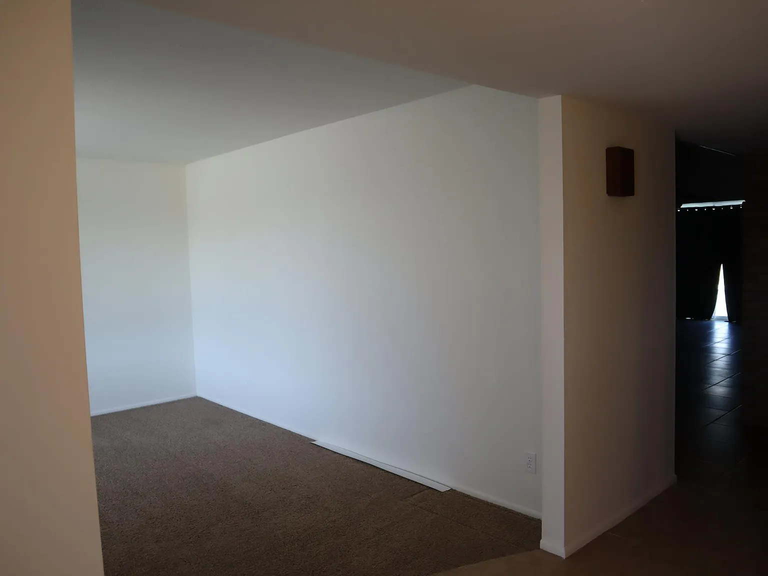 4240 W Hatcher Rd — Photo 4