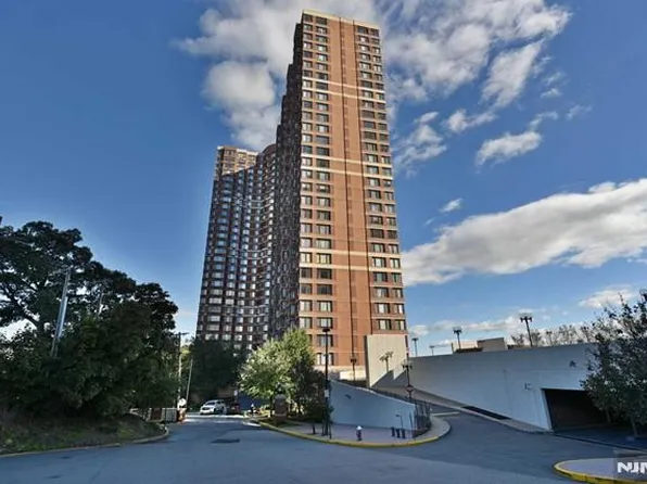 100 Old Palisade Rd APT 2113, Fort Lee, NJ 07024