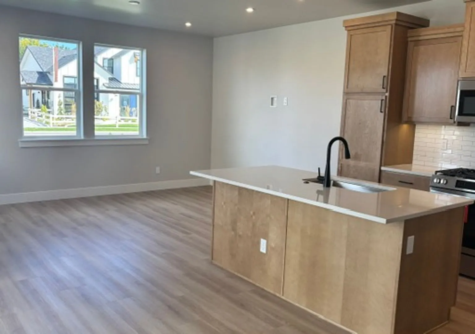 Brand new townhome in Star — Photo 2