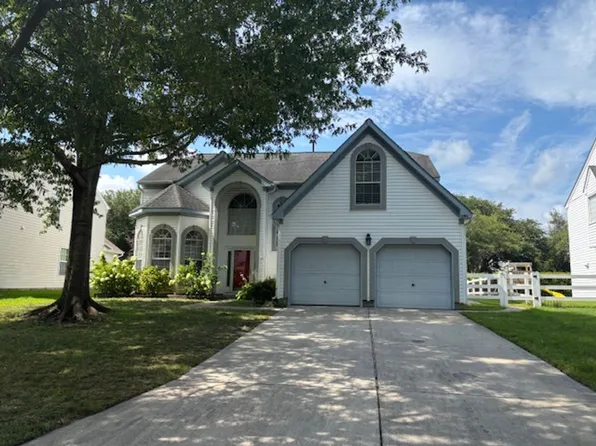 3301 Sacramento Dr, Virginia Beach, VA 23456