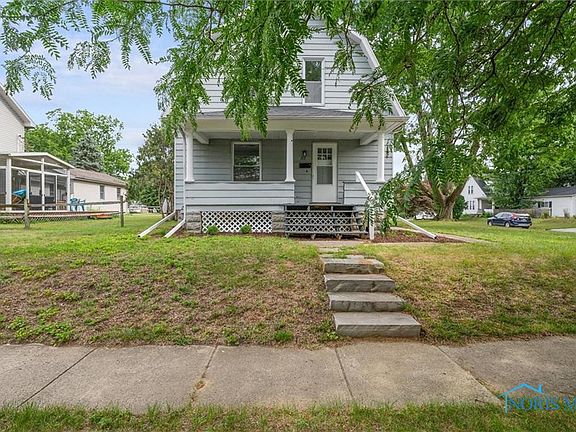 3rd image of 217 E Evers Ave