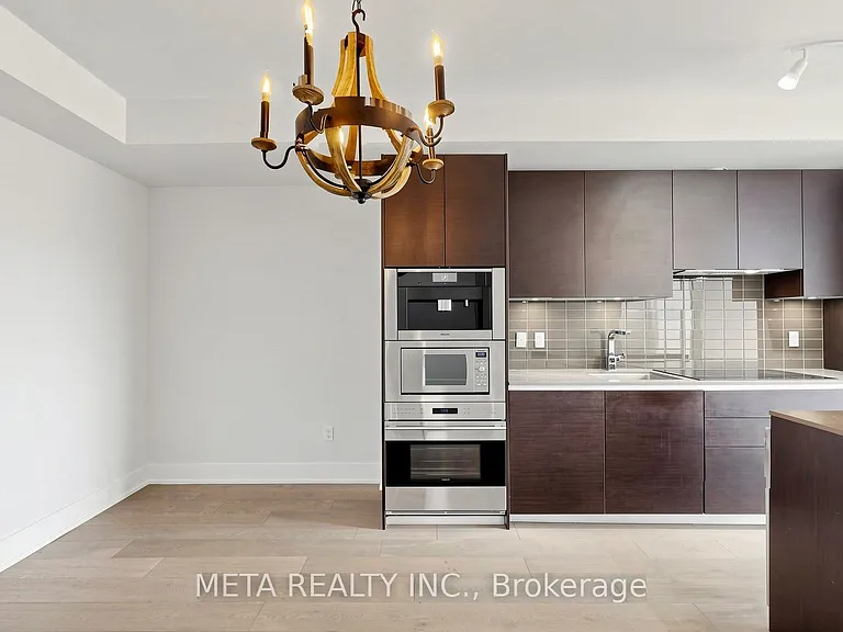 200 Bloor St W #2502 — Photo 19