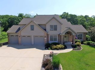 310 Elizabeth Pointe Dr, Metamora, IL 61548