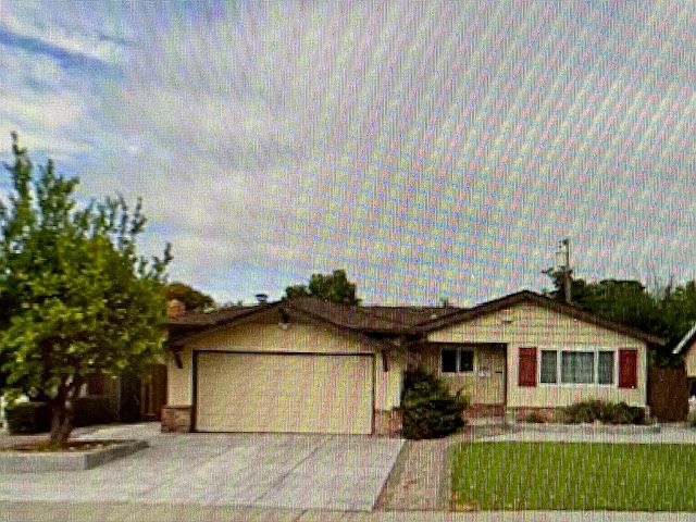1st image of 1105 White Cliff Dr