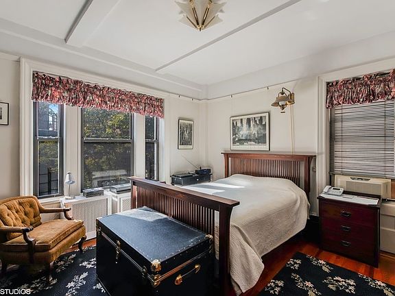 5th image of 150 W 95th St APT 5C