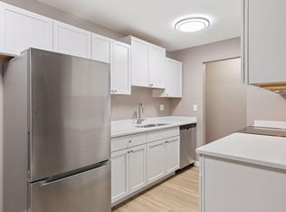 3431 Kent St APT 704, Shoreview, MN 55126