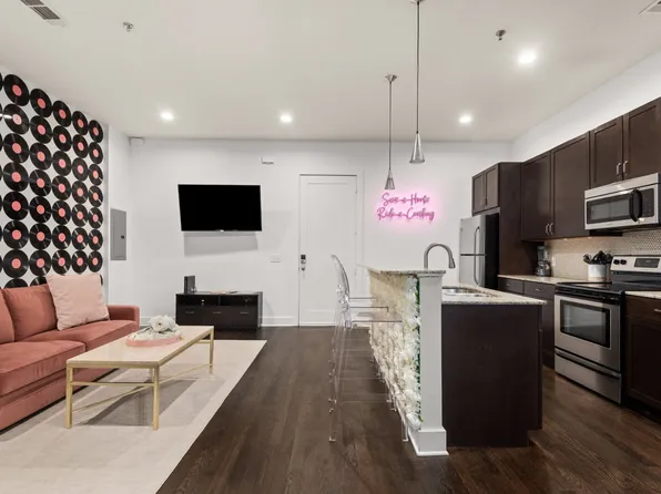 210 30th Ave N APT 409, Nashville, TN 37203