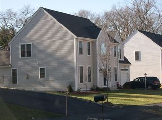 15 Shannon Dr, Shrewsbury, MA 01545