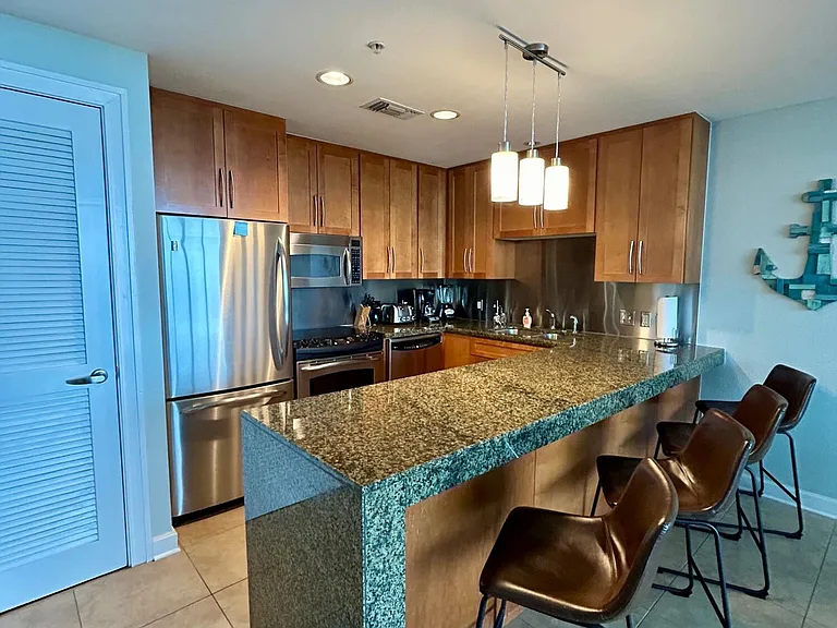 2060 Beach Blvd #901 — Photo 9