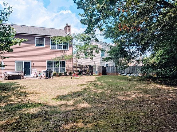 Large low maintenance backyard