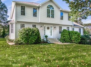 34 Leland Hill Rd, Sutton, MA 01590
