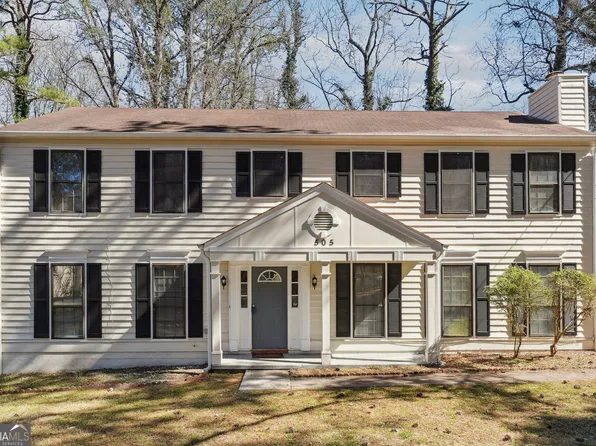 505 S Malton Ct, Stone Mountain, GA 30083