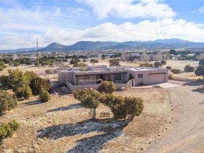 6 E Azulejo Ct, Santa Fe, NM, 87508