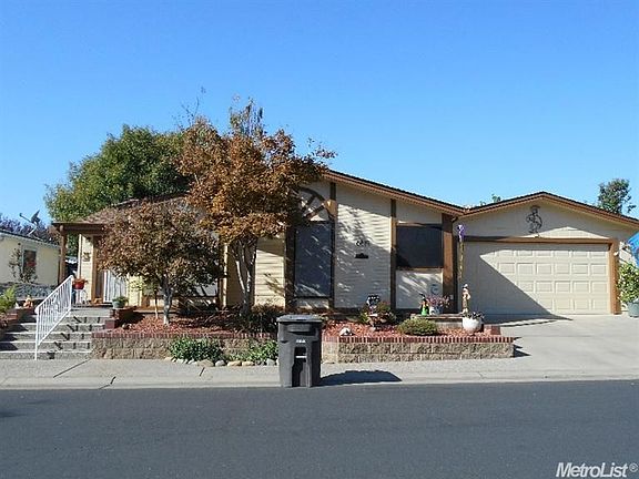 2nd image of 6815 Hidden Brook Ln #2911