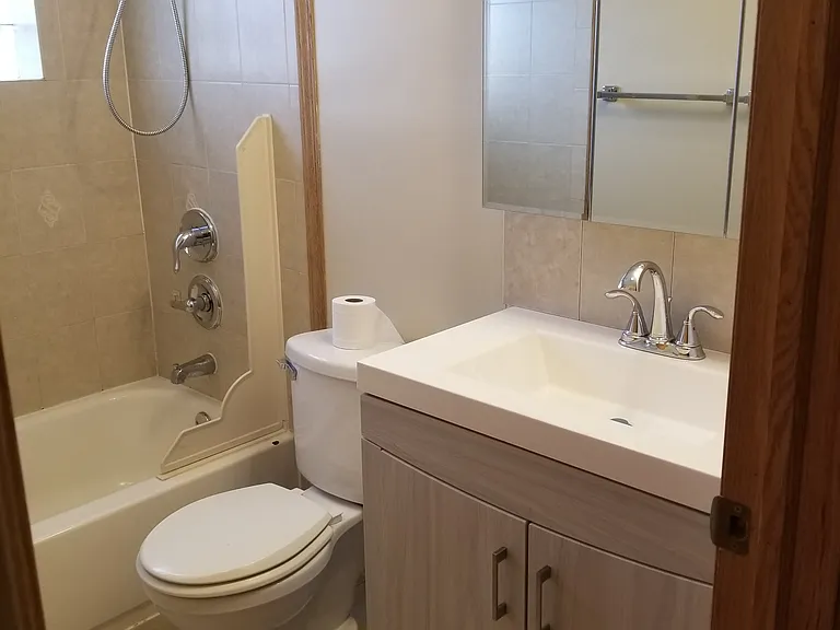 This is an old picture- Bathroom is currently under renovation.