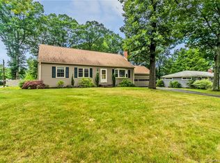 115 Brentwood Dr, Bristol, CT 06010