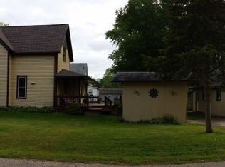 601 E 5th Ave, Brodhead, WI 53520