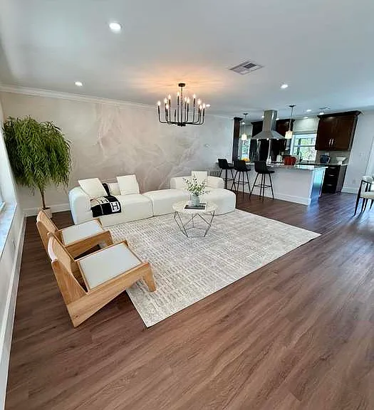 2529 NW 32nd St — Photo 5