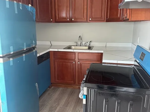 (undisclosed Address), Hackensack, NJ 07601