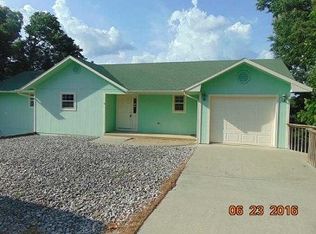 58 Cypress Point Ln, Holiday Island, AR 72631