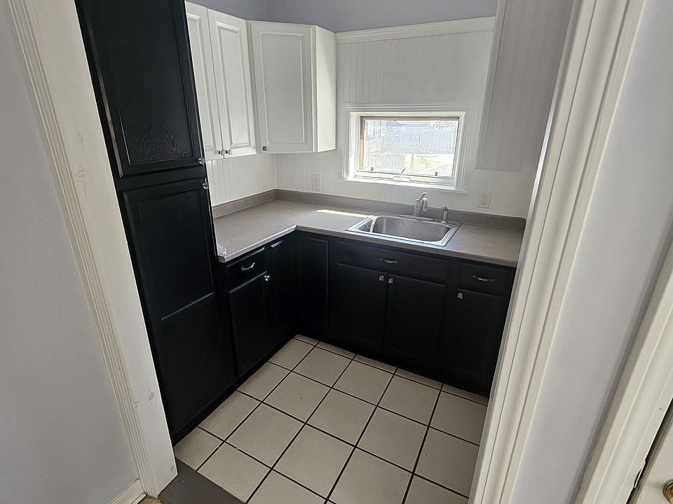 1st image of 157 Almy St #1