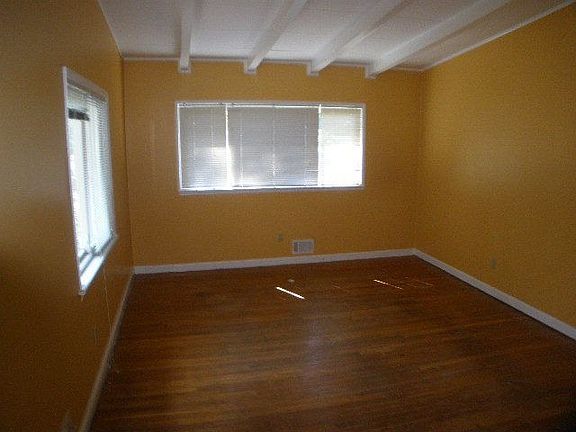 2nd image of 3166 Westwood Dr