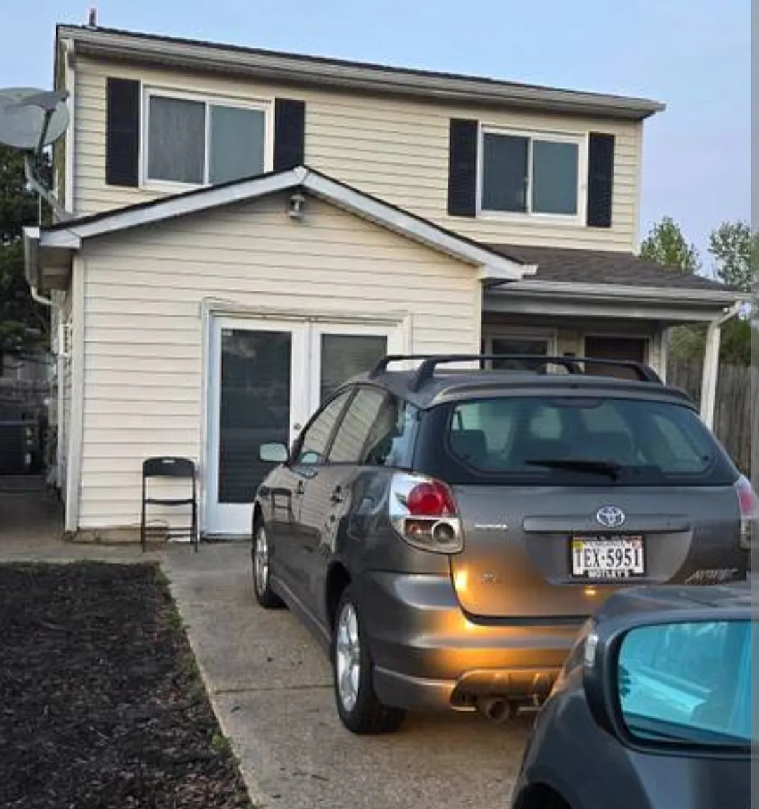 Peach Orchard Cir, Portsmouth — Photo 1
