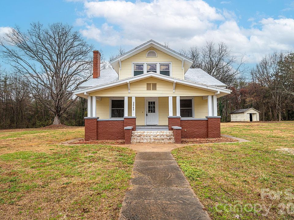 1st image of 2645 Kool Park Rd NE