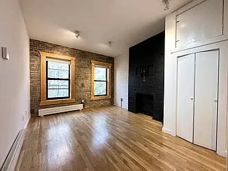 Rented by Nolita Group
