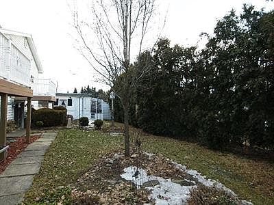3rd image of 145 Greenridge Dr