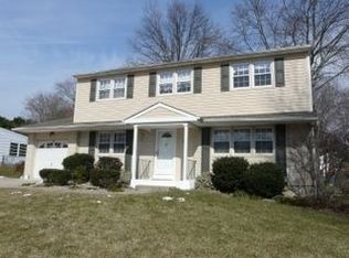 12 Glenbarry Dr, Wilmington, DE