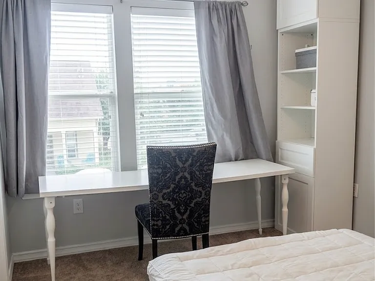 Secondary Bedroom.