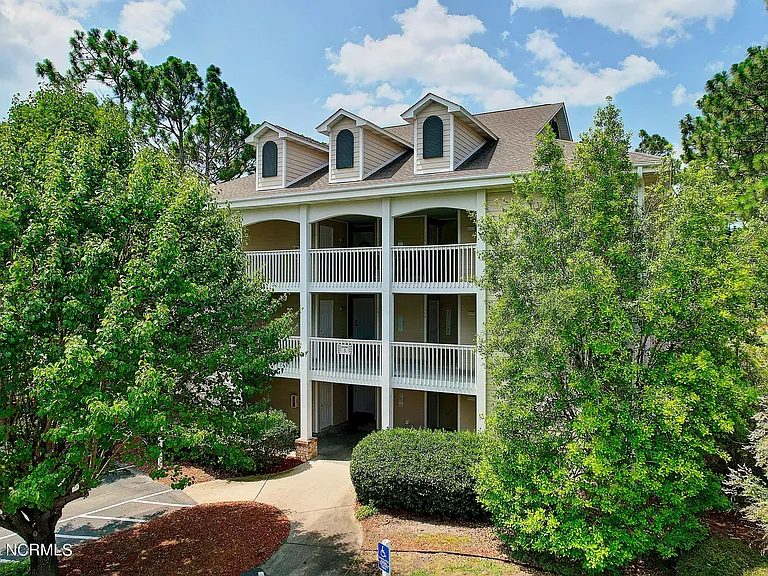 3350 Club Villas Dr #203 — Photo 1