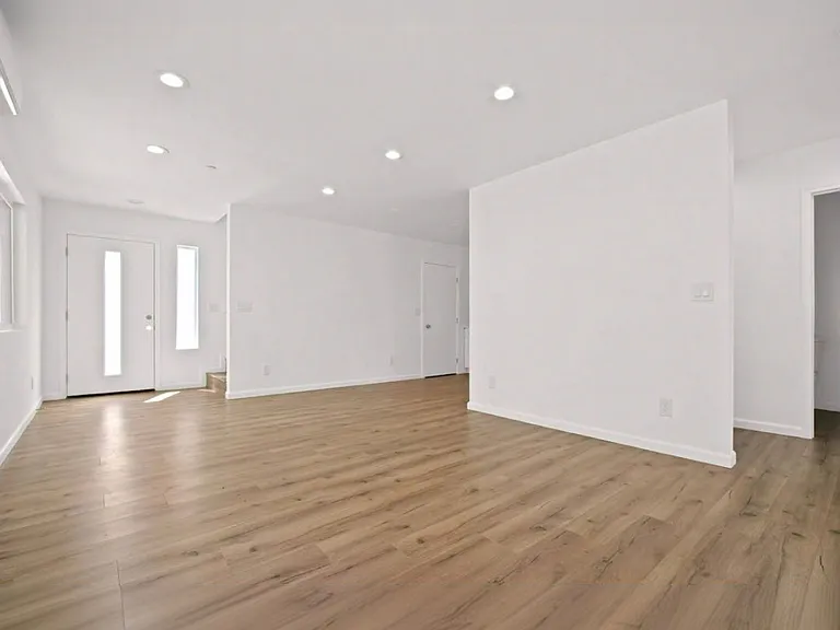 647 W 92nd St #1/2 — Photo 1