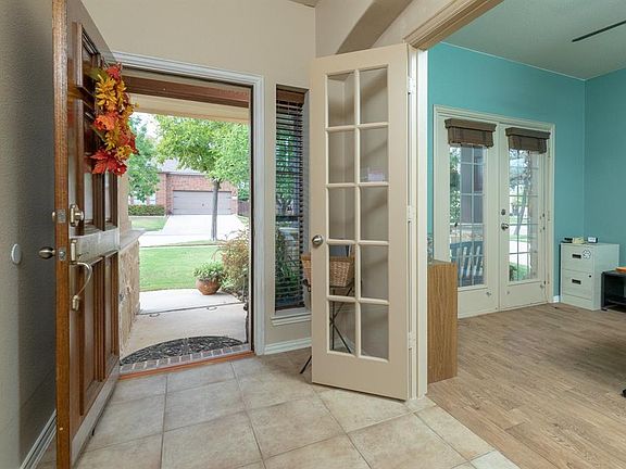 3rd image of 12720 Connemara Ln