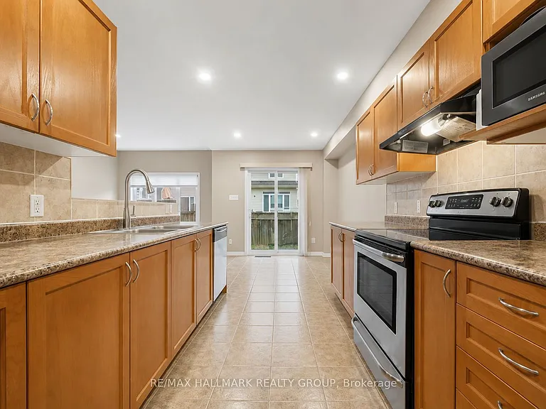224 Lamplighters Dr — Photo 10
