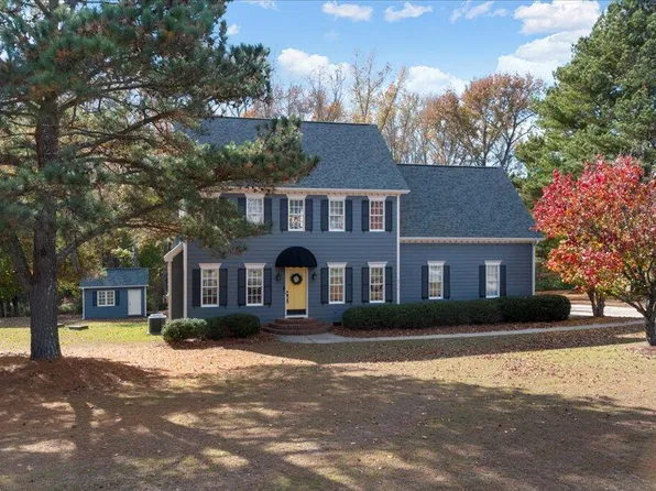 6712 Wavcott Dr, Fuquay Varina, NC 27526