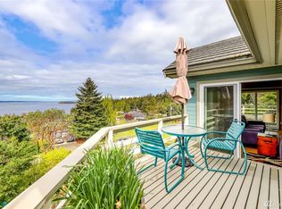 91 E Rhododendron Dr, Port Townsend, WA 98368